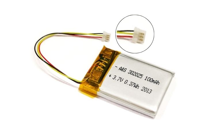 Lithium polymer battery terminals