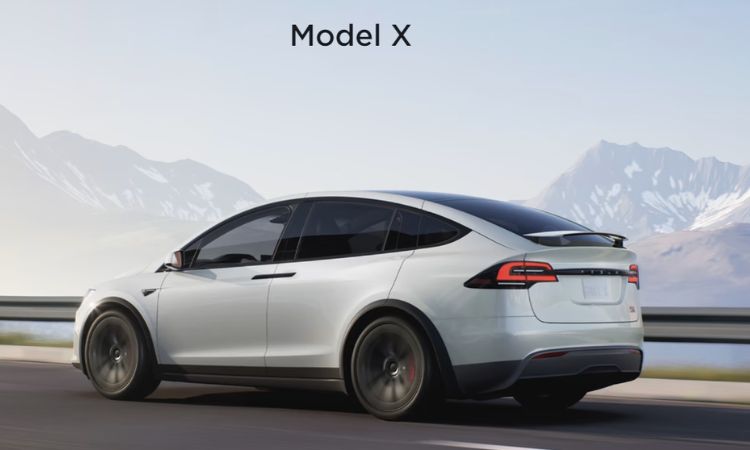 Tesla New Energy Vehicle Picture