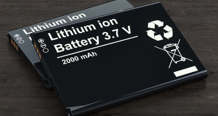 The Dominance and Future of Lithium-Ion Batteries in Consumer Electronics